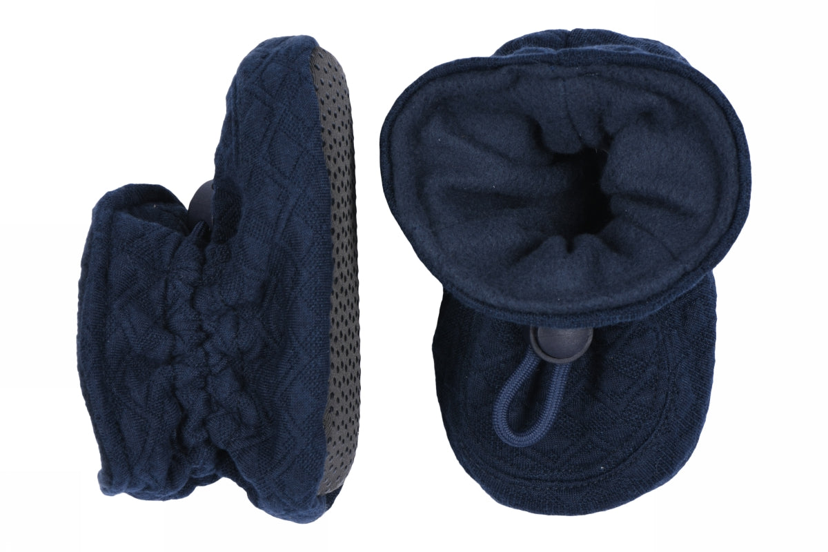 Quilted textile slippers