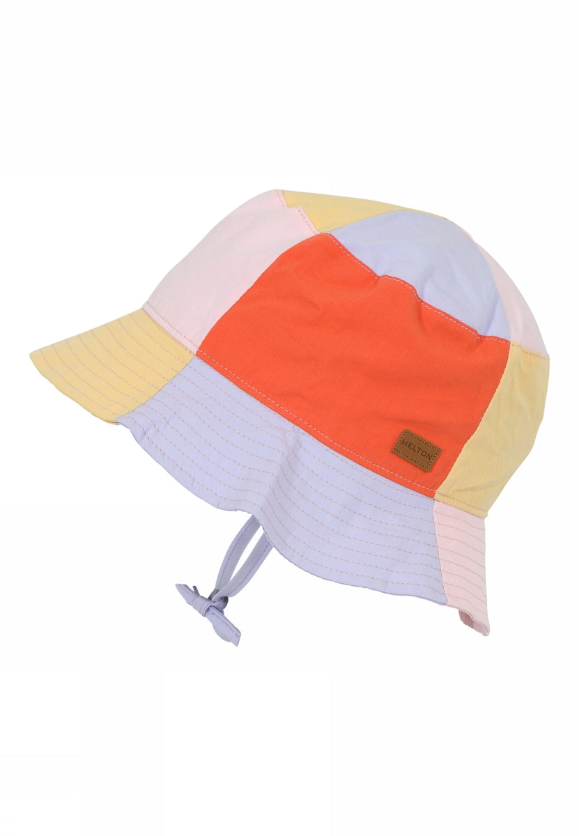 Block bucket hat