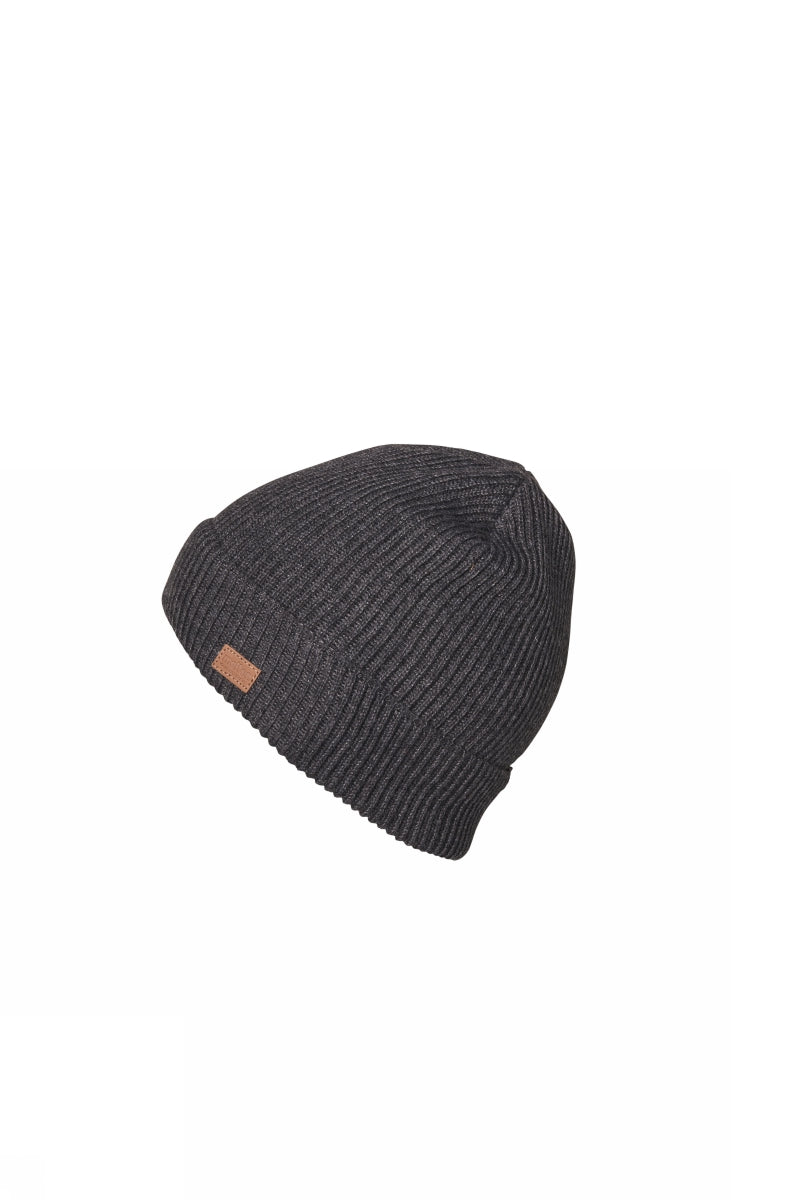 Basic ribbed beanie